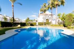 Naranjos Puerto Banus Apartment by GHR Rentals, Marbella